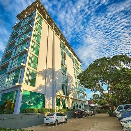 Phuglong Hotel Phayao Dış mekan fotoğraf