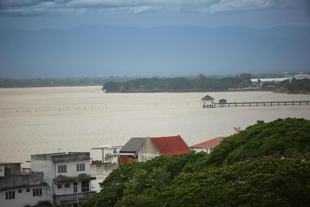 Phuglong Hotel Phayao Dış mekan fotoğraf