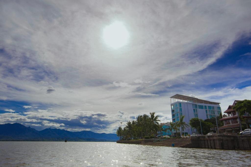 Phuglong Hotel Phayao Dış mekan fotoğraf