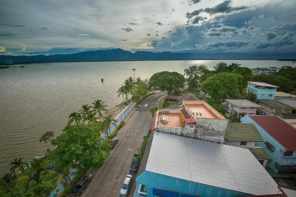 Phuglong Hotel Phayao Dış mekan fotoğraf